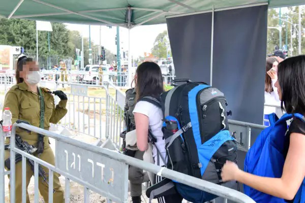 زيادة دراماتيكية في عدد الشبان المُتهربين من الخدمة العسكرية