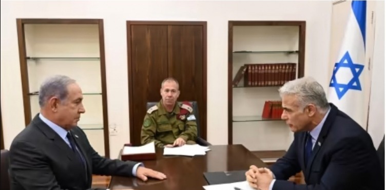 الليكود يقدم التماسا ضد استخدام لابيد صور الجنود في الدعاية الانتخابية