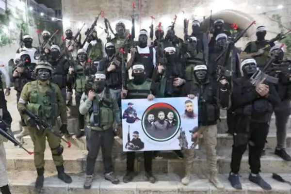 رسالة تهديد من "إسرائيل" ل"عرين الأسود" والمجموعة ترد: نفضل الموت في المعركة