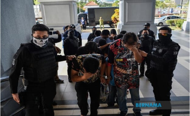 الكشف عن خلية من 18 عميلا للموساد متورطة في محاولة اختطاف عضو حماس في ماليزيا