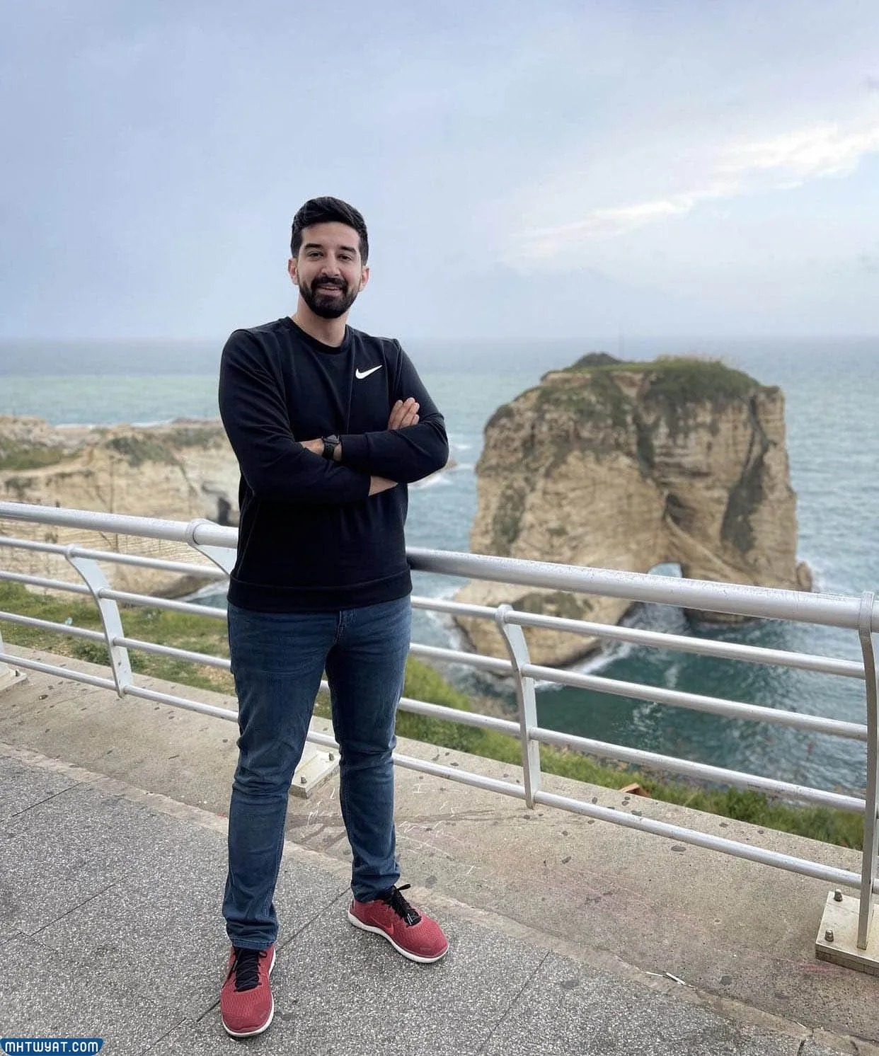 اعتقال أحد مشاهير الإعلام الجديد بتهمة اتصاله بحماس