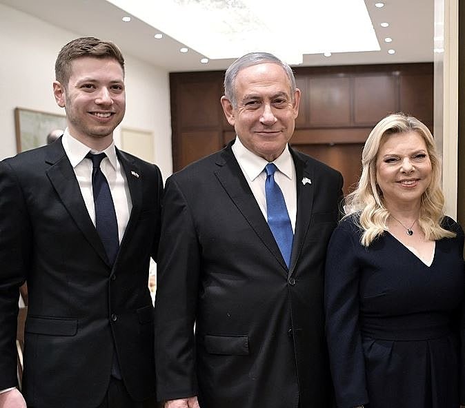 سارة نتنياهو: "رئيس الشاباك ديسكين مُقرف وأبله"