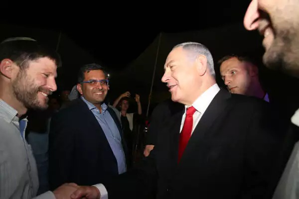 الرقم السحري لنتنياهو وسموتريتش والنتيجة التي ستُقلق لبيد