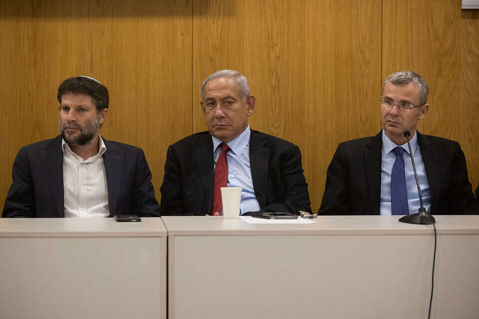 صعوبة في تشكيل حكومة يمينية: نتنياهو وسموتريتش في قطيعة تمامًا