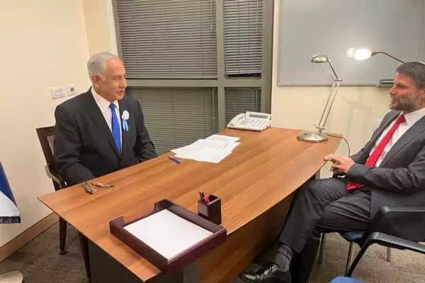 ارتفاع وتيرة مفاوضات الائتلاف: عقد جولة اجتماعات مهمة في الكنيست