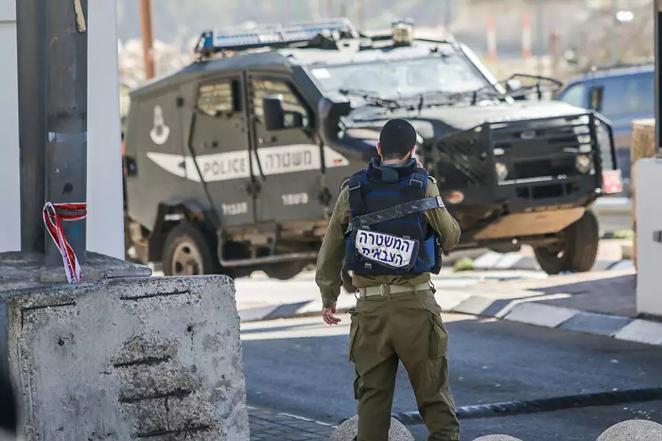 أثر عملية شعفاط: جيش العدو يغلق كتائب المعابر التابعة لشرطته العسكرية