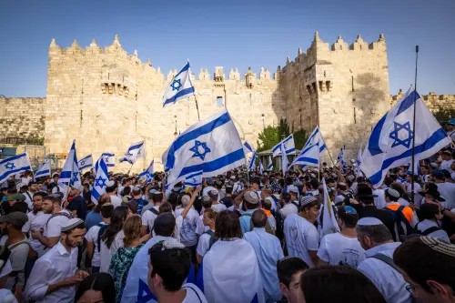 إنها مسألة وجود بالنسبة للديمقراطية: لا يجب القبول بها