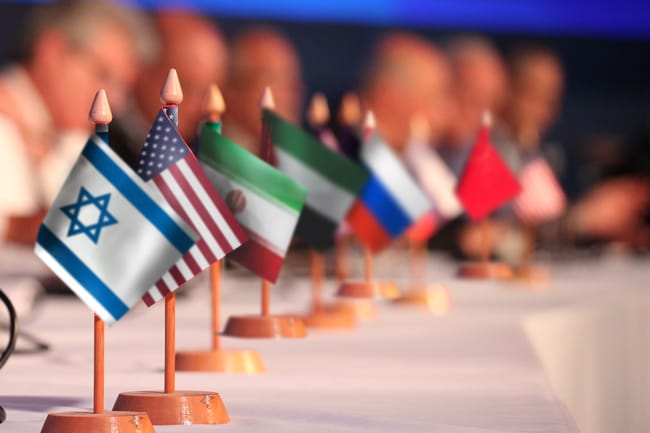 التحديات المتوقعة للحكومة الجديدة على الساحة الدولية والإقليمية