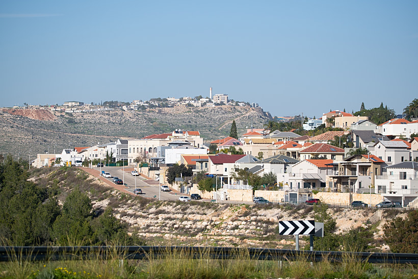 حزب الصهيونية الدينية يطالب بإدخال ضم مستوطنات الضفة في اتفاق الائتلاف