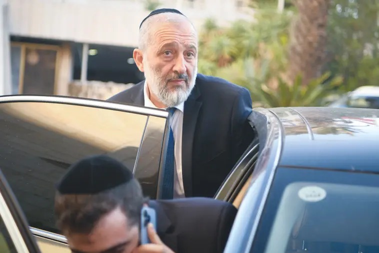 المحكمة العليا تحكم بإلغاء تعيين "درعي المحتال" وزيراً