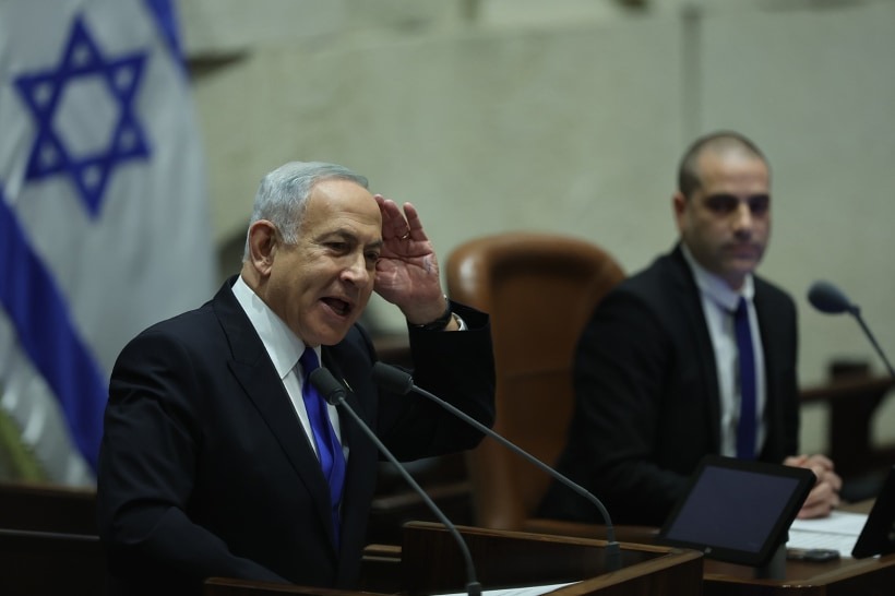حكومة نتنياهو تنال ثقة الكنيست وتؤدي اليمين