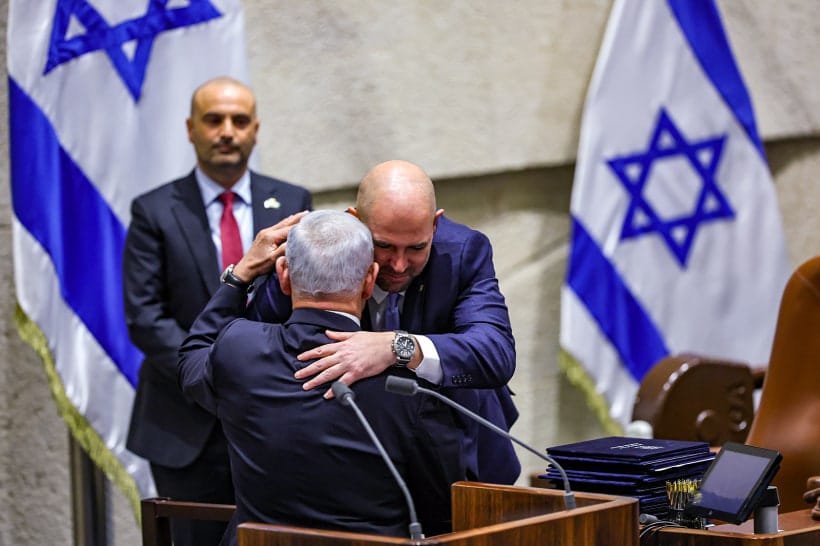 استطلاع: غالبية الجمهور ضد الحكومة و 77٪ يعارضون "قانون التمييز"