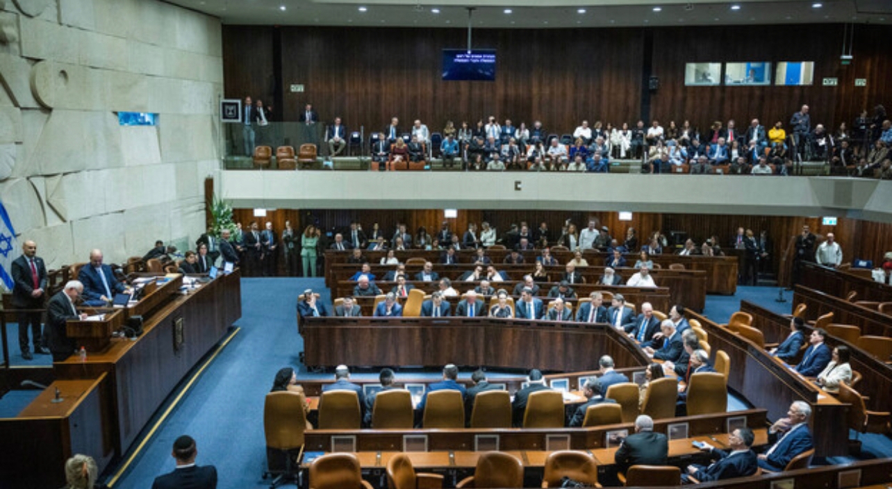 الكنيست تصدق على "إلغاء إقامة" منفذي العمليات
