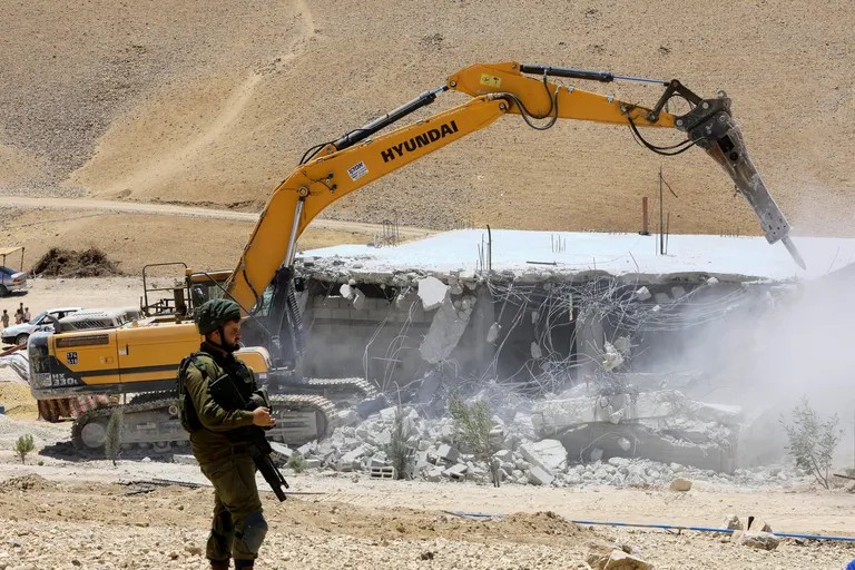 الاتحاد الأوروبي: "على إسرائيل دفع تعويضات عن تدمير المباني الفلسطينية التي أقيمت بتمويلنا"