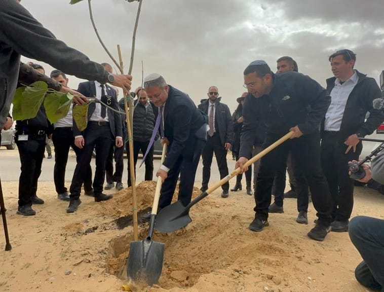 بن غفير: يجب أن نقابل كل صاروخ من غزة ب50 صاروخا