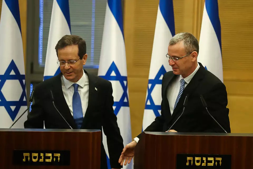 رفض اقتراحات "هرتسوغ" للتجميد المؤقت لتشريعات الانقلاب القانوني