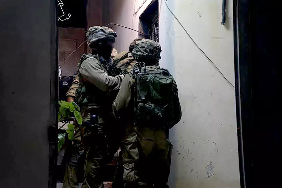 التصويت غدا على قانون لطرد عوائل منفذي العمليات