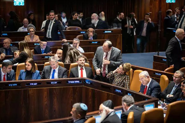مسؤول "إسرائيلي" رفيع: جميع قنوات المفاوضات وصلت إلى طريق مسدود
