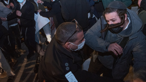 مستوطنون يدعون لاحتجاجات واسعة