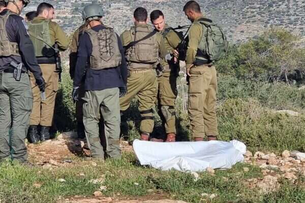 ارتقاء فلسطيني برصاص مستوطن