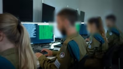 جنود احتياط يوقعون عريضة ضد الامتثال للخدمة