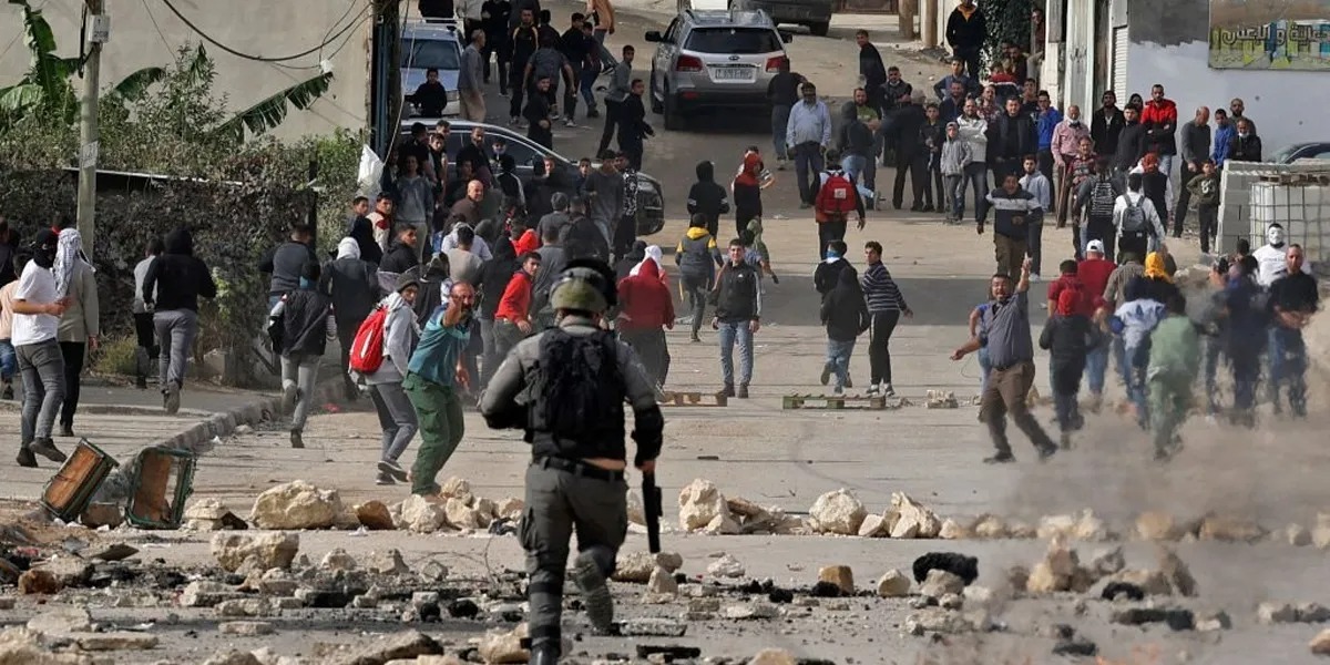 إذا لم نعالج المشكلة الفلسطينية قريباً، فسوف نندم كثيراً