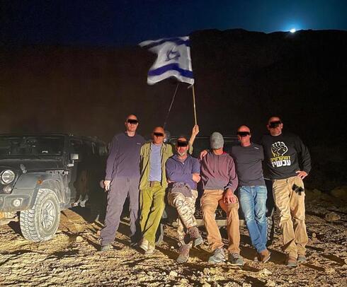 ضباط من وحدات حساسة بجيش العدو يرفضون الانقلاب القضائي