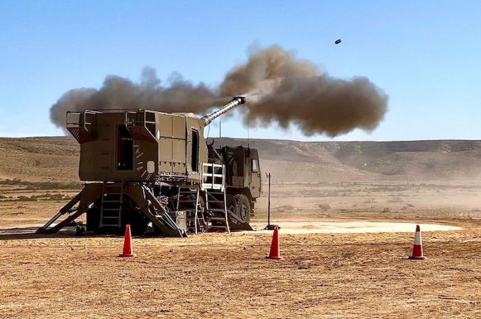 صناعات العدو تكشف عن مدفع جديد بمدى 80 كم