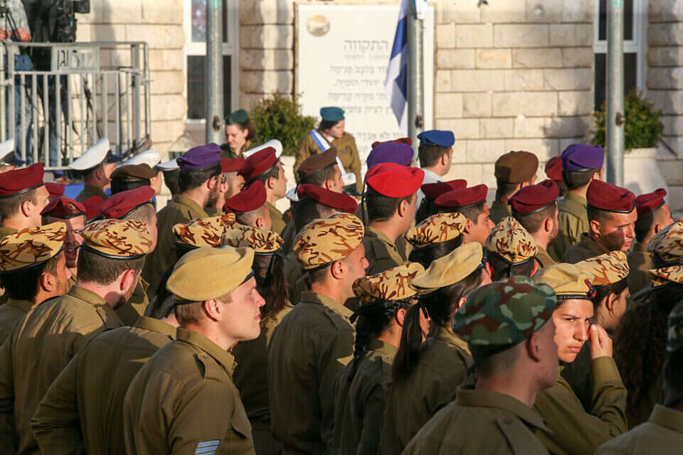 تراجع في الدافعية للخدمة القتالية في "جيش العدو الإٍسرائيلي"