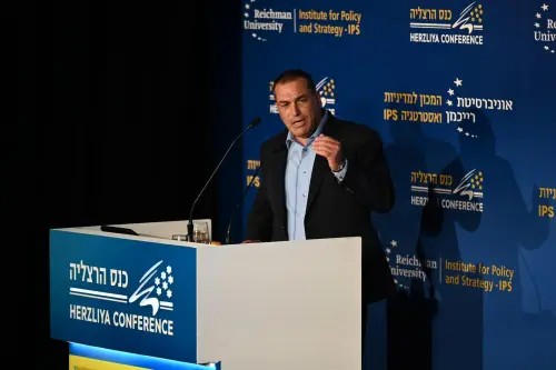 هل سيعتمد جيش العدو نظام الليزر عملياتيًا؟