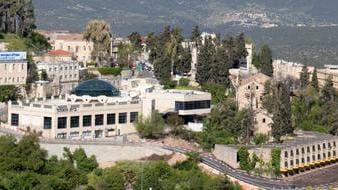 21 حاخاماً من صفد يطالبون بعدم بناء مساكن لطلبة الجامعات في المدينة