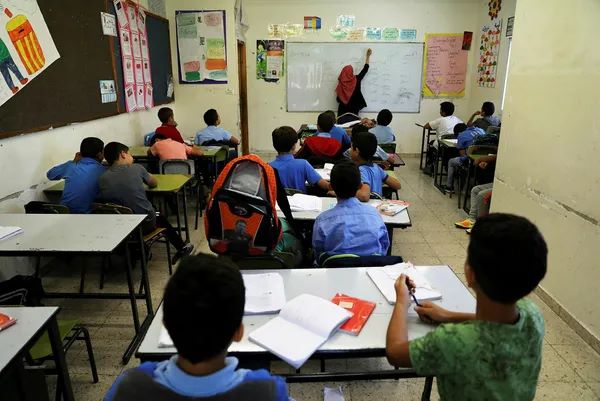 قانون جديد يمنع تمويل المدارس الفلسطينية شرقي القدس