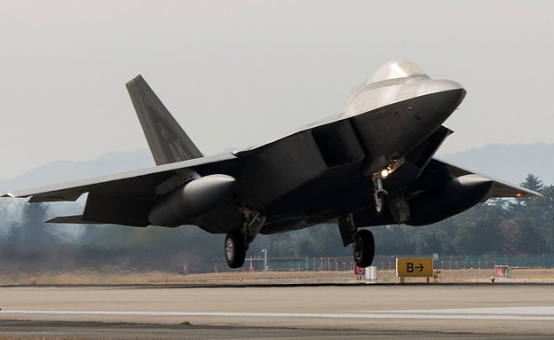 الولايات المتحدة ترسل طائرات F22 "الشبح" إلى سوريا