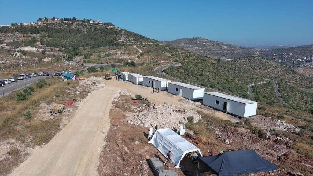 "سموتريتش" يروج للسيطرة على المنطقة (ج)