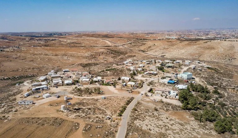 العدو يقرر زيادة مساحة بؤرتين استيطانيتين بشكل كبير