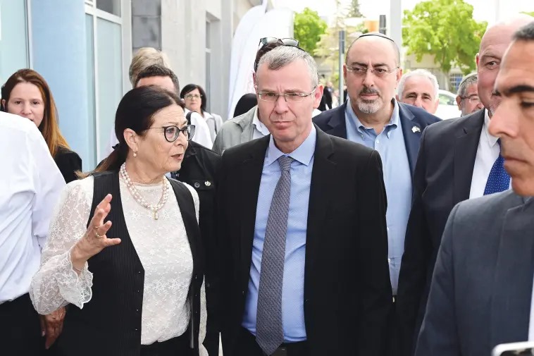 رأي: هل نحن في الطريق إلى صناديق الاقتراع؟