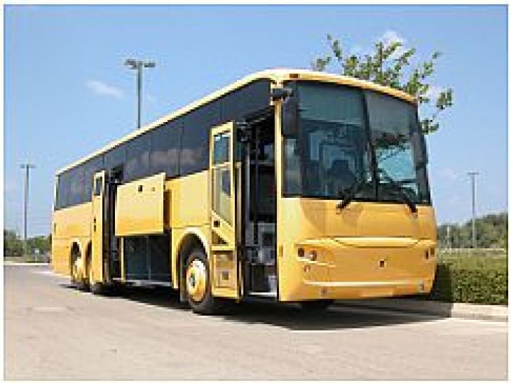 العدو يشتري حافلات مضادة للرصاص لحماية مستوطنيه