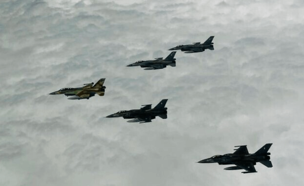 سلاح جو العدو يختتم مناورة مشتركة مع القوات الجوية اليونانية