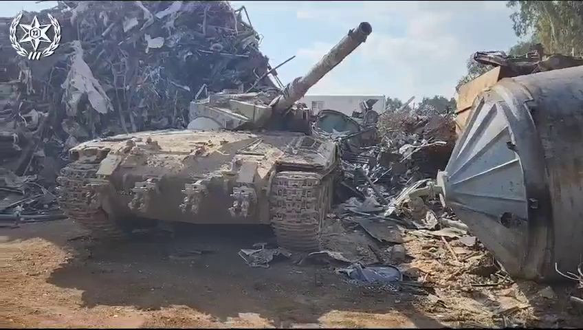 سرقة دبابة من قاعدة تدريب تابعة لجيش العدو