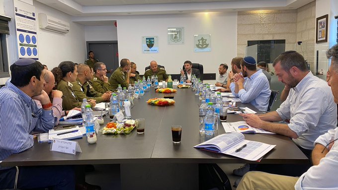 استبعاد المدعي العام العسكري عن مناقشات حساسة لتعزيز الاستيطان بالضفة