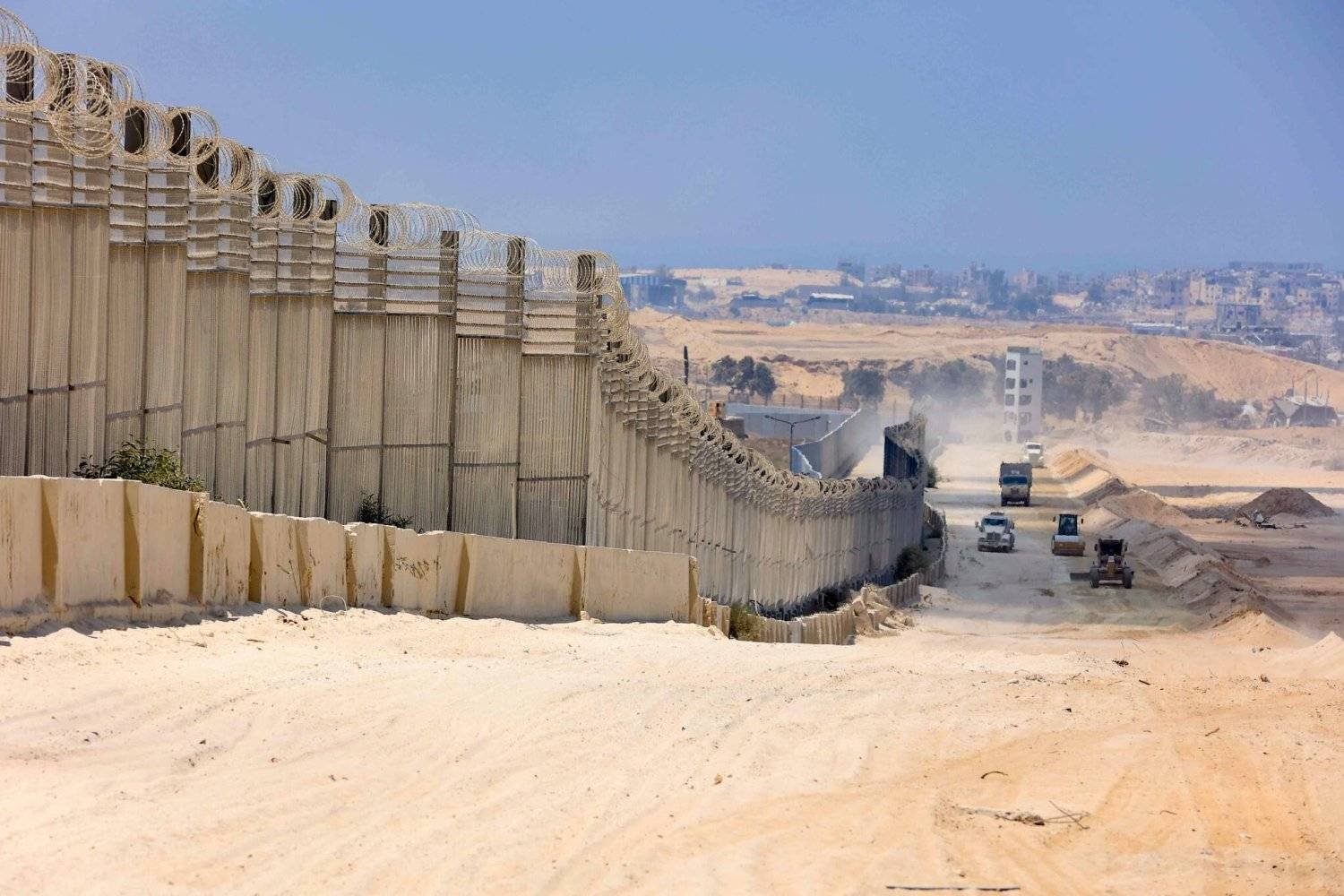 فيلادلفيا الى أبد الآبدين