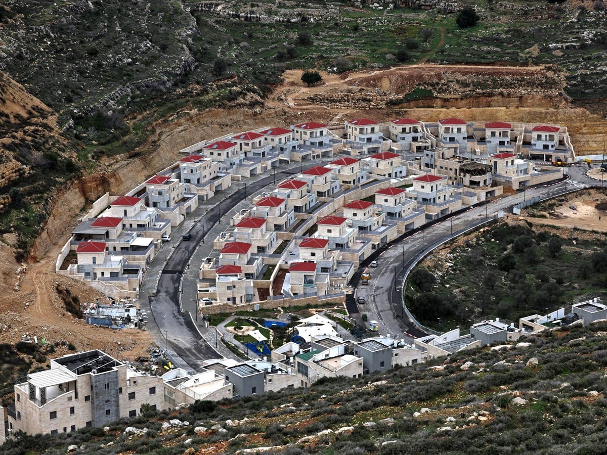الكيان يعمل على مستوطنة جديدة في أرض موقع للتراث العالمي 