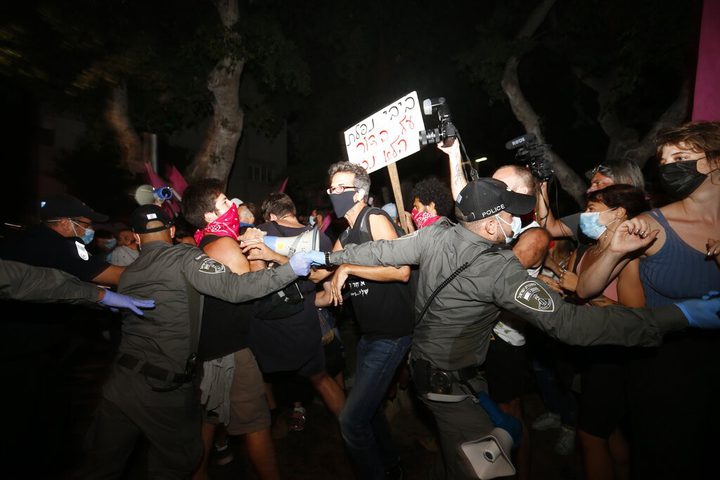 من هم خارقو القانون حقا