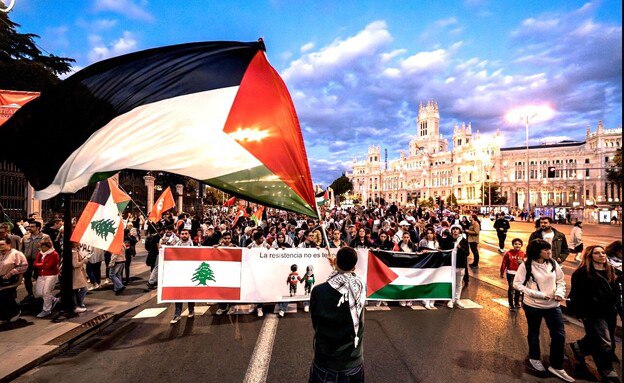 بعد موجة انتقادات.. إسبانيا تلغي عقد شراء أسلحة إسرائيلية