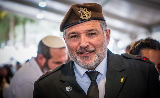 تسجيلات زيني تكشف: "جهود استعادة المخطوفين تؤخر تدمير حماس"