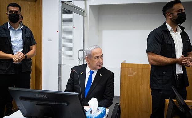 في ظل أزمة التجنيد.. نتنياهو يعلن أنه "مريض" وتم إلغاء يوم الإدلاء بالشهادة