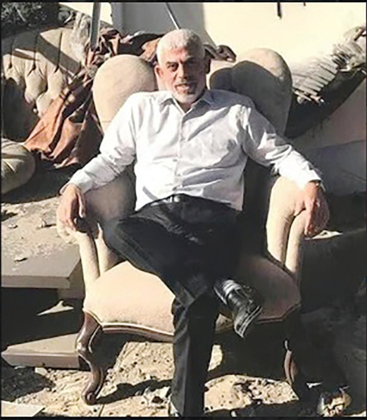 إيهود يعاري يكشف: تواصلت مع السنوار ورفض تزويدي بشيء واحد