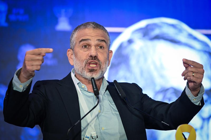 ينون ماغال نقل عن وزير في الحكومة: "نتنياهو استسلم لحماس"