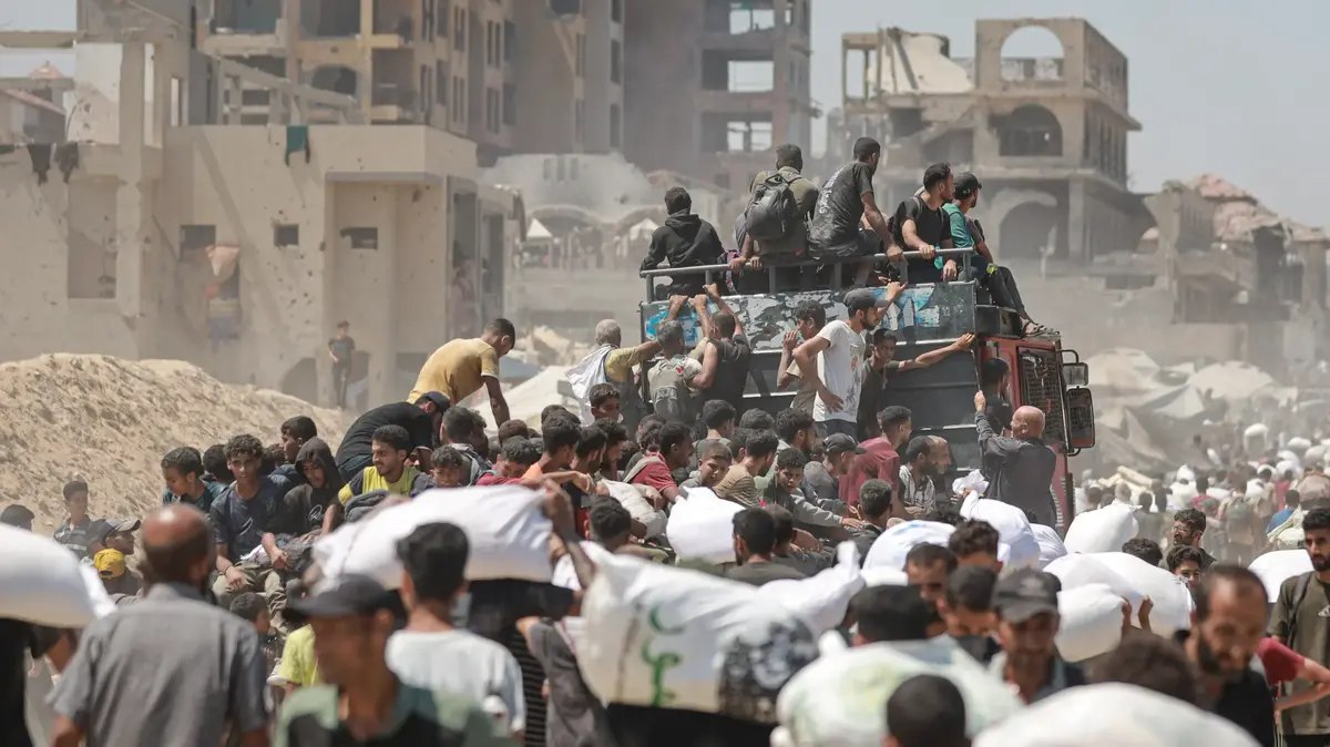 ملعقة سكر بعشرة شيكل والموزة بـ 17 شيكل: هذه أسعار المواد الغذائية في غزة