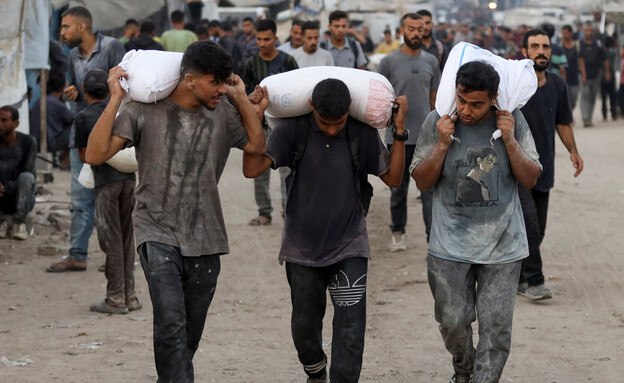 صندوق المساعدات الأمريكي يرد على الاتهامات - وينتقد إسرائيل أيضًا: "الحل الوحيد - المزيد من المساعدات"